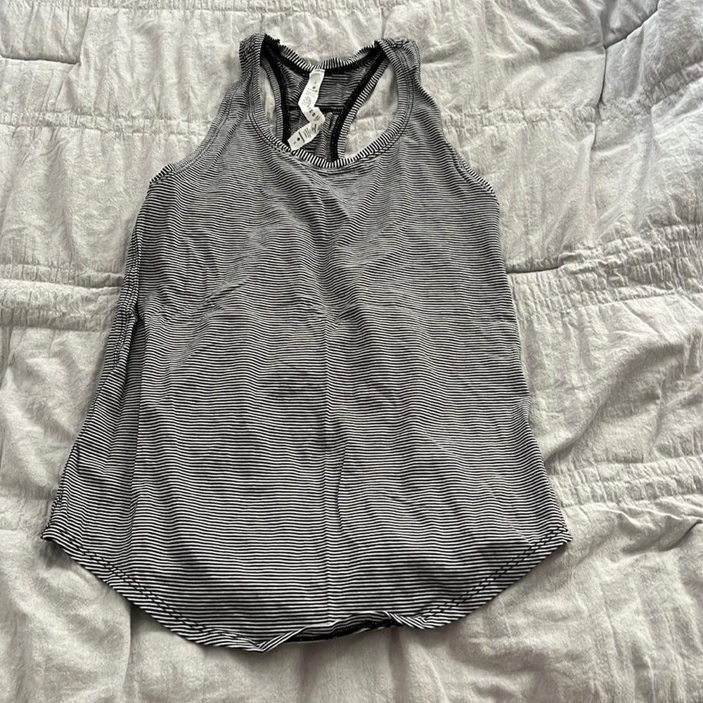 Lululemon Love Tank Pleated Size 2